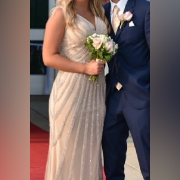 Gold Sherri Hill Prom/Ball Gown Dress - Size 6 - Picture 3 of 7